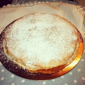 Bolo Mel e Noz